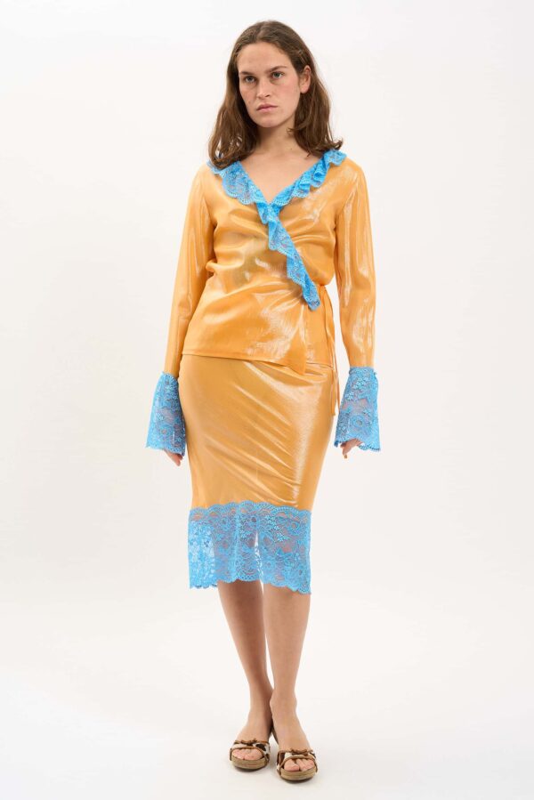 blue juice dress LA BADOULE LOOK 21 – GISELE iridescent orange blouse with sky lace – Maisoncleo One Shoulder Black White