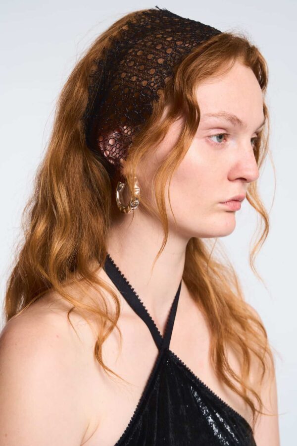 LA POUPETTE RUNWAY LOOK 32 – YANN Black Lace Headband – Maisoncleo