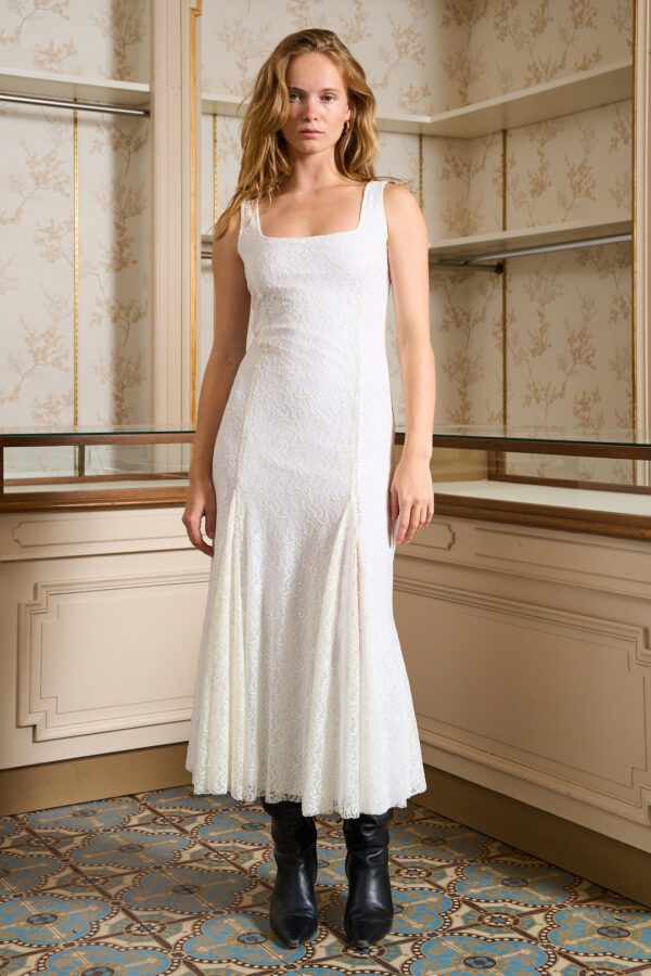 【maison celon】lace flare long dress SANDY white lace dress – Maisoncleo